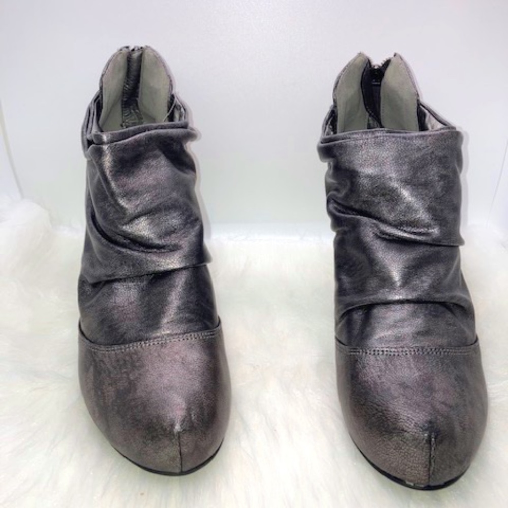 Pewter guess booties